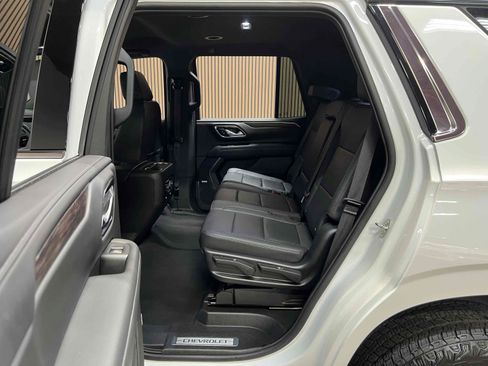 Used 2023 Chevrolet Tahoe LT RWD image 7