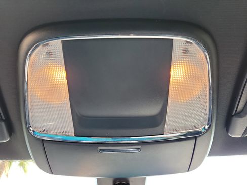 Used 2022 Dodge Charger SXT w/ Blacktop Package image 28