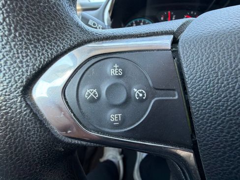 Used 2018 Chevrolet Traverse LS FWD image 13