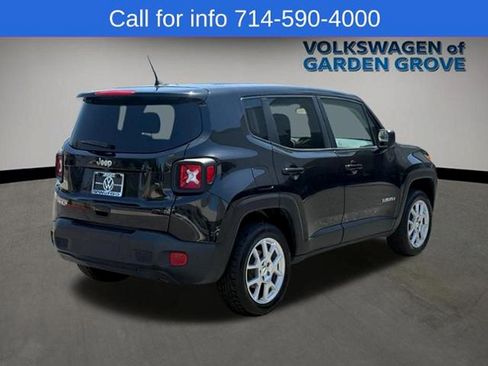 Used 2023 Jeep Renegade Latitude AWD/4WD image 7