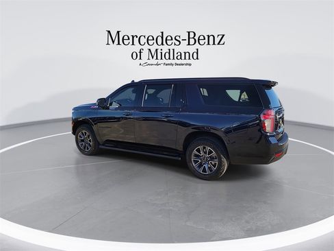 Used 2024 Chevrolet Suburban Z71 w/ Luxury Package image 6