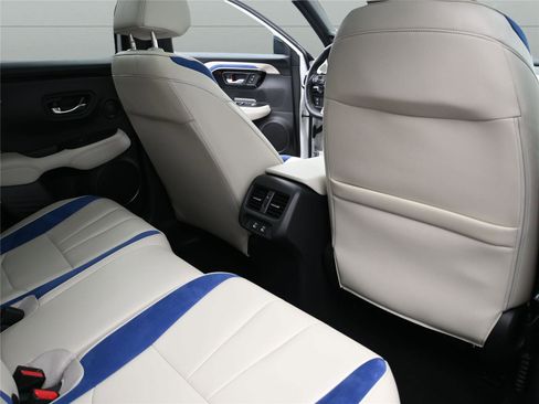 Certified 2025 Acura ADX A-Spec image 21