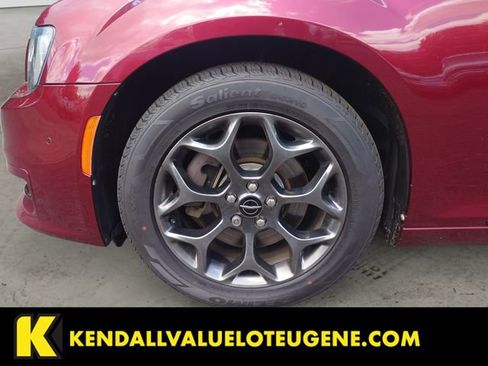 Used 2018 Chrysler 300 S w/ Safetytec Plus Group AWD/4WD image 14