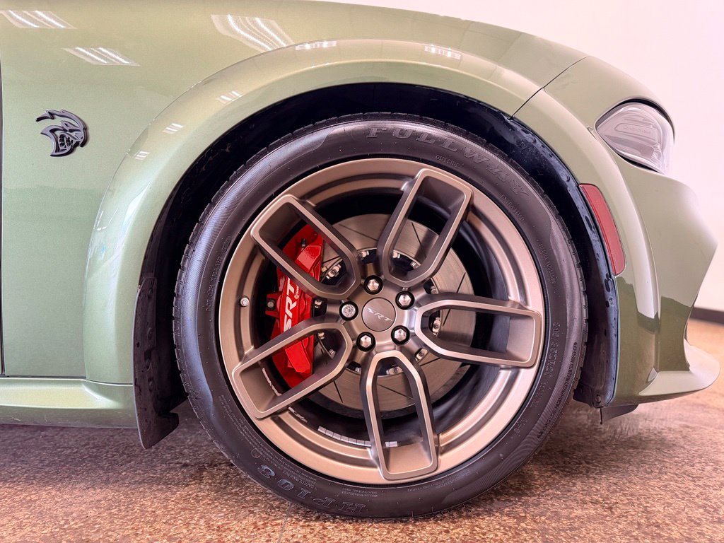Used 2022 Dodge Charger SRT Hellcat w/ SRT Black Package RWD image 26