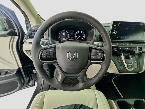 New 2026 Honda Odyssey EX-L image 10