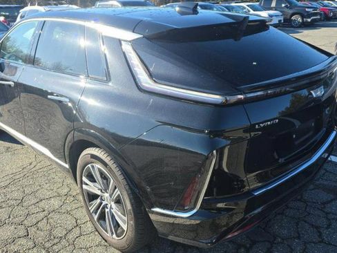 Used 2024 Cadillac Lyriq Luxury image 4