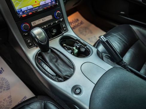 Used 2006 Chevrolet Corvette Convertible w/ Preferred Equipment Group image 26