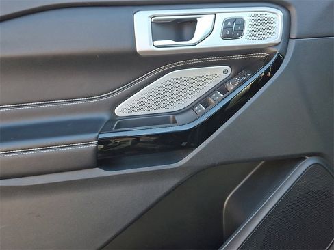 Certified 2022 Ford Explorer ST w/ Equipment Group 401A image 14