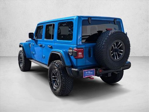Used 2024 Jeep Wrangler Unlimited Rubicon AWD/4WD image 8