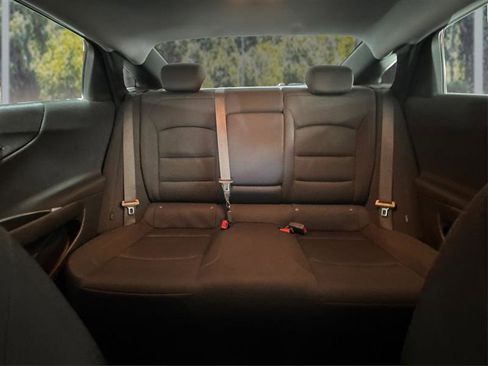 Used 2024 Chevrolet Malibu LT image 15