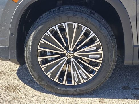 New 2026 Volkswagen Tiguan S image 9