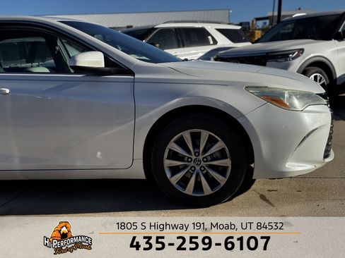 Used 2016 Toyota Camry XLE image 4