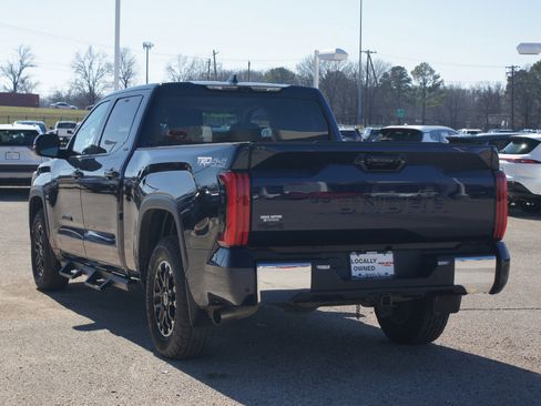 Used 2022 Toyota Tundra SR5 w/ TRD Off-Road Premium Package image 15