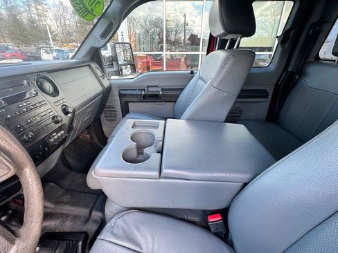 Used 2015 Ford F350 XL w/ Power Equipment Group image 18