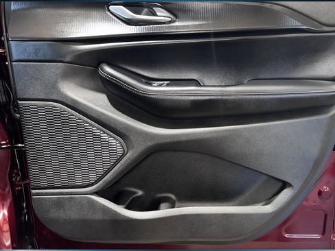 New 2025 Jeep Grand Cherokee Altitude AWD/4WD image 35