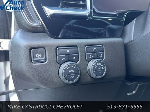Used 2025 Chevrolet Silverado 2500 LT w/ Convenience Package image 7