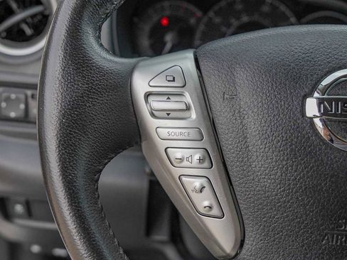 Used 2018 Nissan Versa Note SV image 13