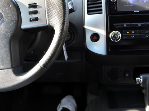 Used 2011 Nissan Xterra S w/ 4X2 Value Package image 15