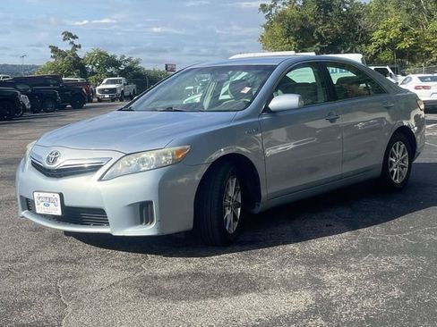 Used 2010 Toyota Camry Hybrid w/ Upgrade Pkg FWD image 8