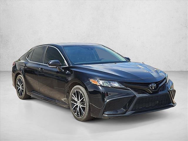 Used 2024 Toyota Camry SE w/ Audio Upgrade Package FWD image 3