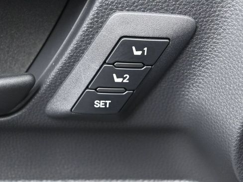 Certified 2025 Toyota 4Runner TRD Off-Road Premium AWD/4WD image 14