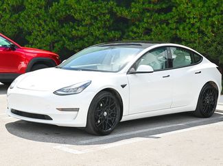 Used 2022 Tesla Model 3 Standard Range video 1