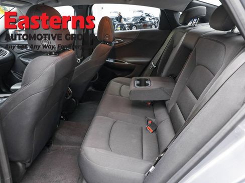 Used 2023 Chevrolet Malibu LT FWD image 21