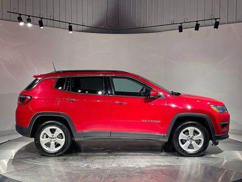 Used 2020 Jeep Compass Latitude image 10