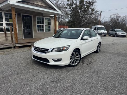 Used 2014 Honda Accord Sport image 2