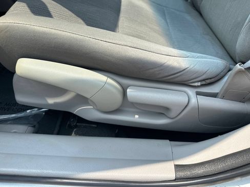 Used 2012 Honda Accord LX image 12