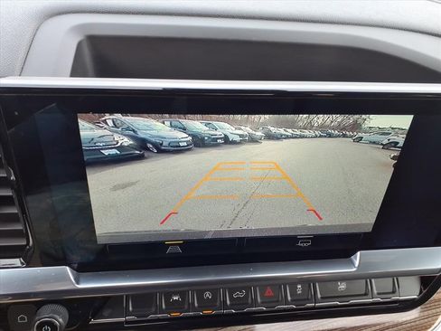 Used 2024 Chevrolet Silverado 1500 LT image 28