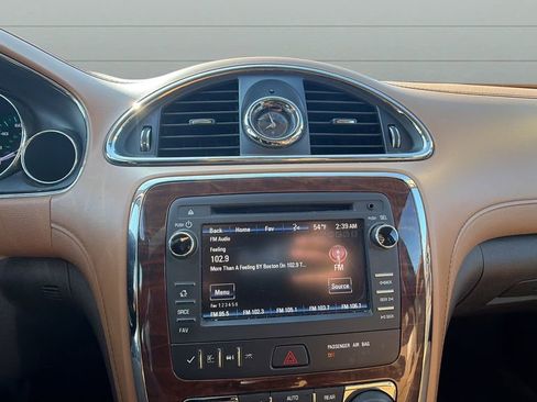 Used 2017 Buick Enclave Leather AWD/4WD image 15