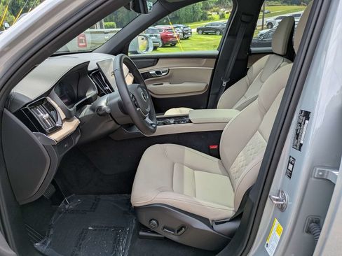 Used 2026 Volvo XC90 B6 Plus w/ Protection Package Premier AWD/4WD image 22