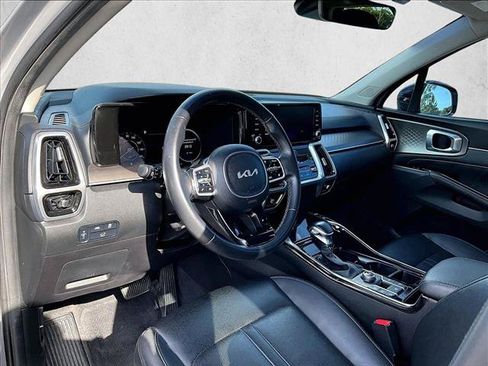 Used 2023 Kia Sorento SX FWD image 13