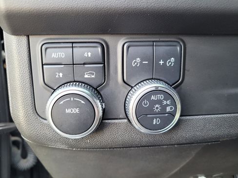 Used 2021 GMC Yukon SLT AWD/4WD image 26