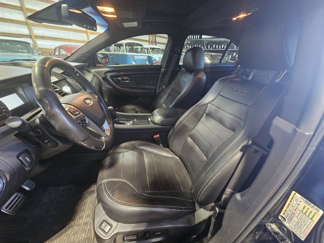 Used 2017 Ford Taurus SHO AWD/4WD image 13
