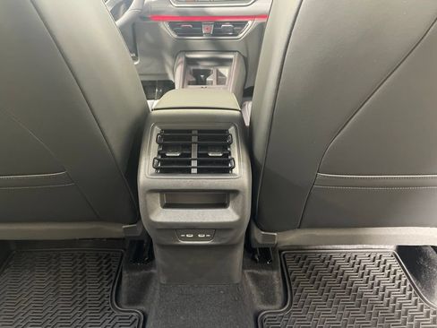 New 2026 Volkswagen Tiguan SE R-Line AWD/4WD image 20