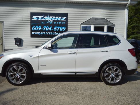 Used 2017 BMW X3 xDrive28i AWD/4WD image 2
