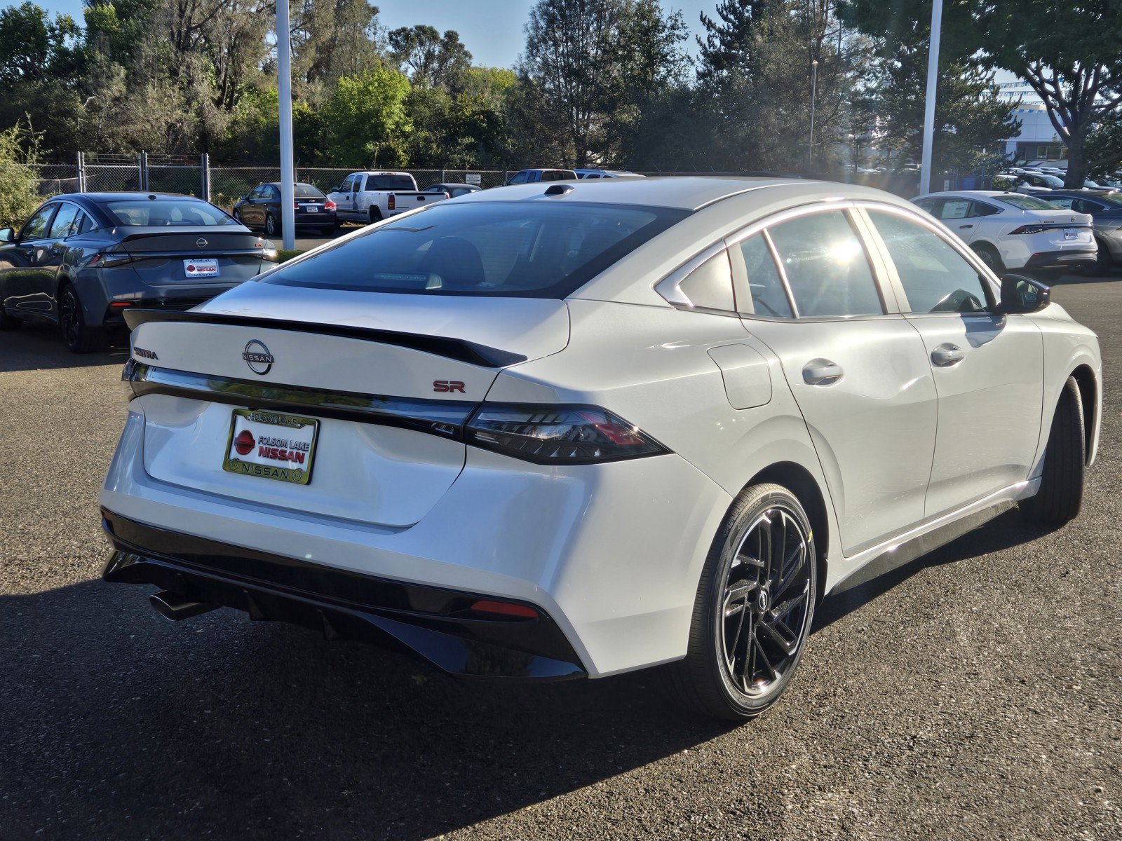New 2026 Nissan Sentra SR w/ Floor Mat Package FWD image 4