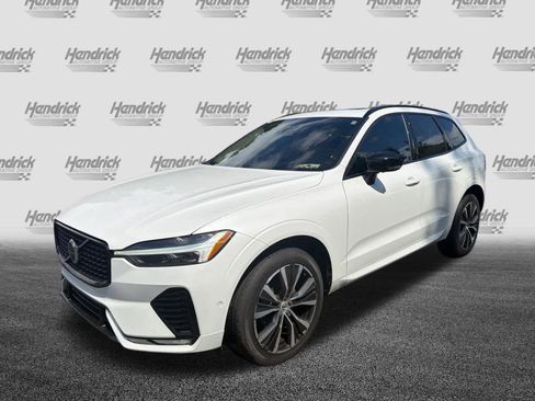 Certified 2023 Volvo XC60 B5 Ultimate w/ Protection Package Premier FWD image 8