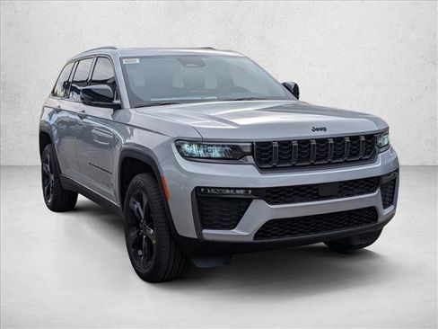 New 2026 Jeep Grand Cherokee Limited w/ Limited Altitude Package AWD/4WD image 6