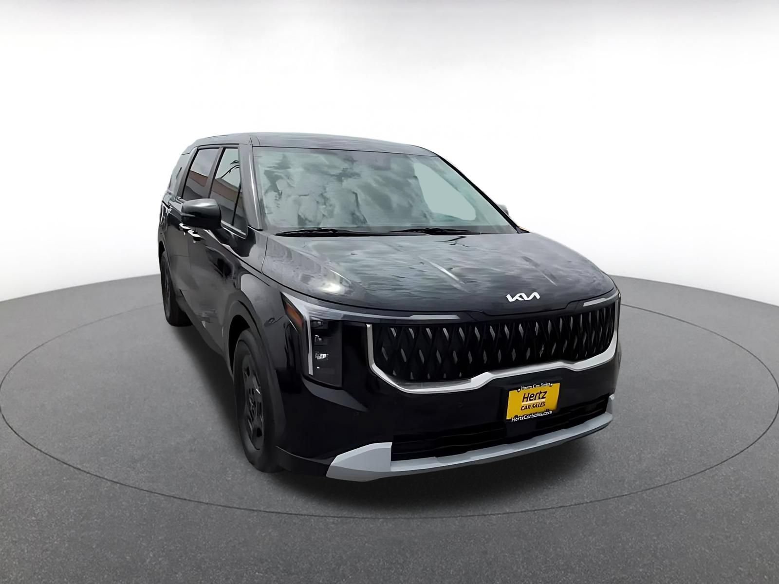 Used 2026 Kia Carnival FWD image 3