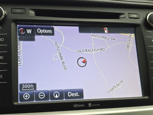 Used 2015 Toyota Highlander XLE FWD image 23