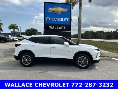 Certified 2024 Chevrolet Blazer LT w/ Driver Confidence Package image 5