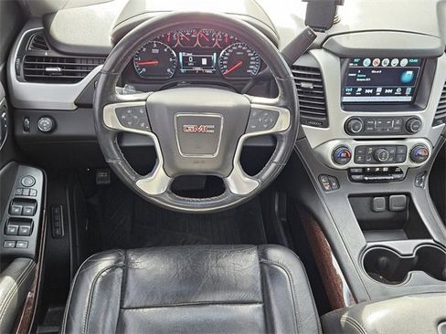 Used 2019 GMC Yukon SLT w/ Open Road Package image 12