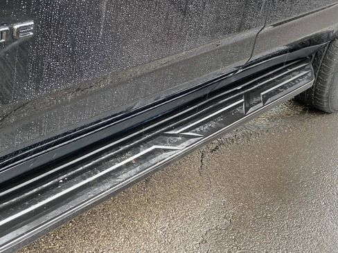 Used 2023 Chevrolet Tahoe RST w/ Luxury Package image 11