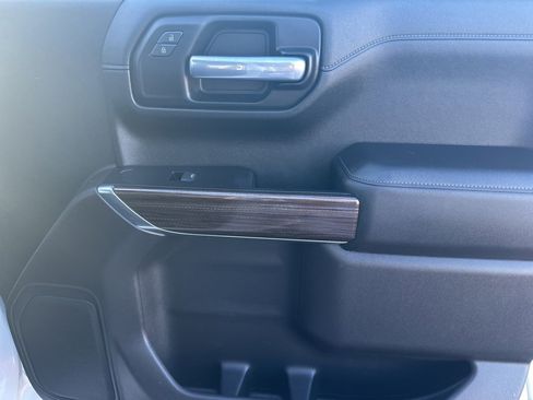 Used 2020 Chevrolet Silverado 1500 LT w/ All-Star Edition image 28