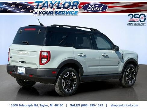 Certified 2023 Ford Bronco Sport Outer Banks AWD/4WD image 3