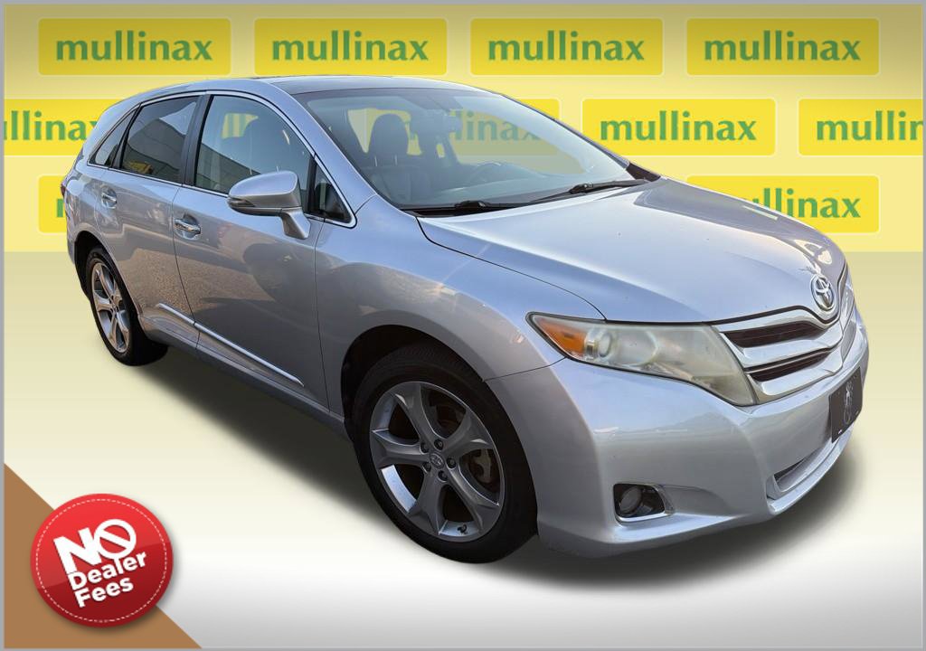 Used 2013 Toyota Venza XLE w/ XLE Premium Pkg FWD image 1