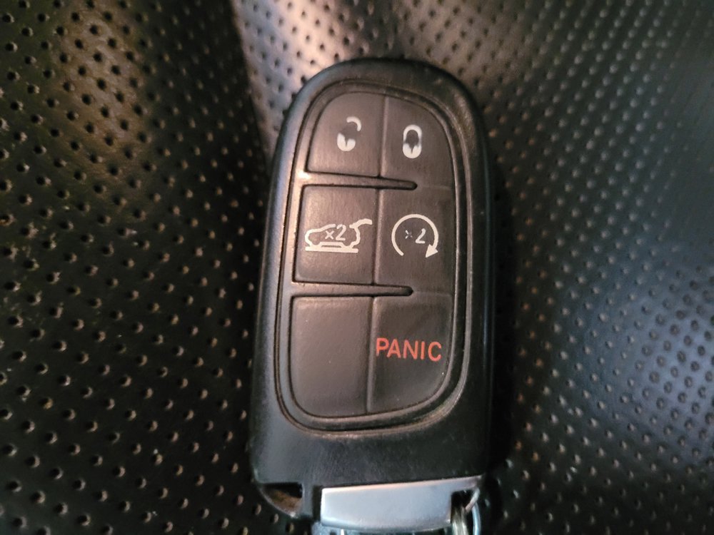 Used 2019 Jeep Cherokee Limited AWD/4WD image 32
